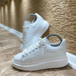 Oversized Sneaker | Unisex