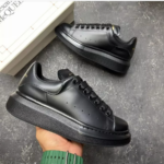 Oversized Sneaker | Unisex